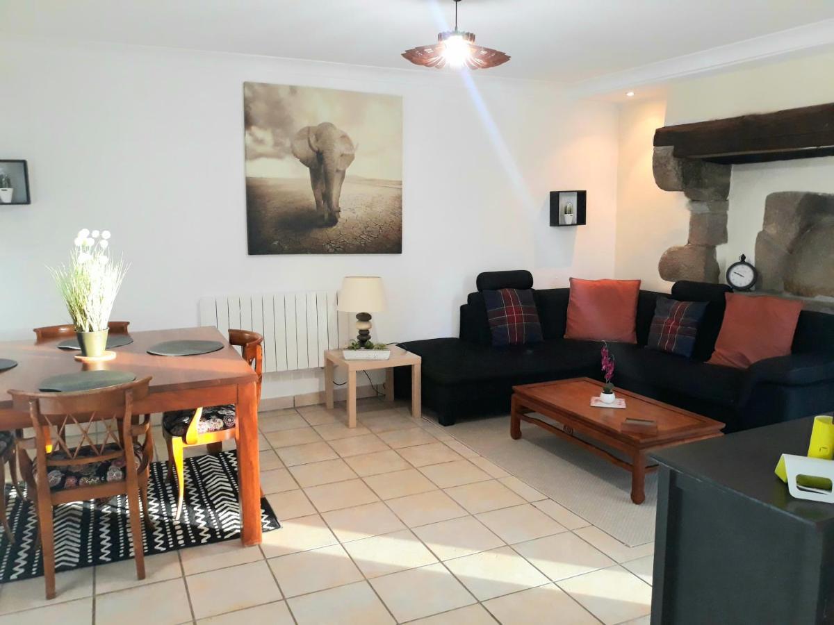 Gite Du Manoir Des Haies Villa Les Champs-Geraux Luaran gambar