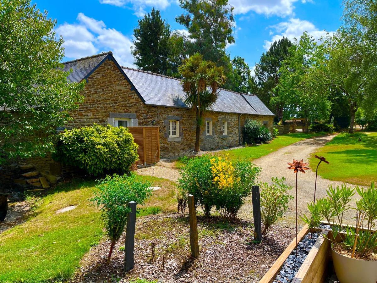 Gite Du Manoir Des Haies Les Champs-Geraux Luaran gambar